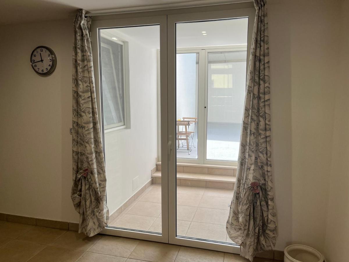 Casa Vittoria Villa Squinzano Екстериор снимка